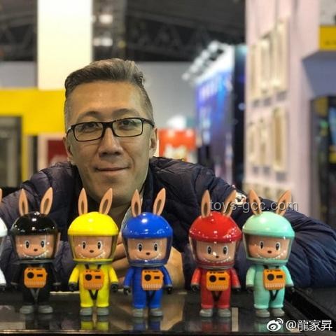 银行新招：存5万定期，LABUBU带回家，金融与潮玩跨界创新